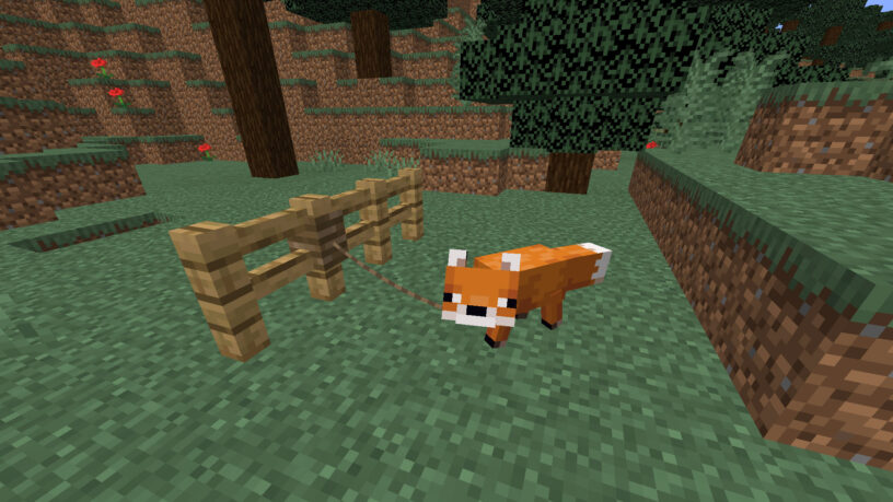 Fox dans Minecraft sur une laisse attachée à une clôture