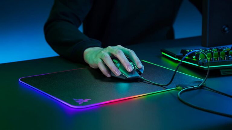 Les 5 meilleurs tapis de souris RGB de 2021 |  Les meilleurs tapis de souris LED