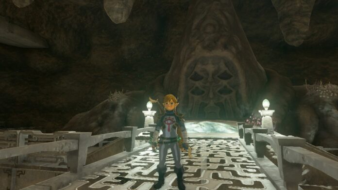 Zelda: Tears of the Kingdom (TotK) - Pris au piège sous l'eau derrière la porte de pierre du guide de quête du Grand Plateau
