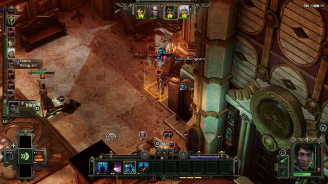 Un commerçant voyou de Warhammer 40k analysant un ennemi