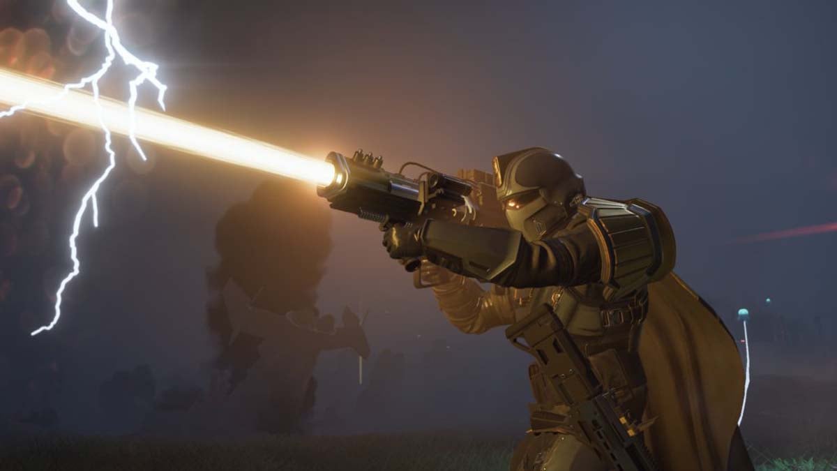 Un personnage blindé tire avec un fusil laser dans Helldivers 2