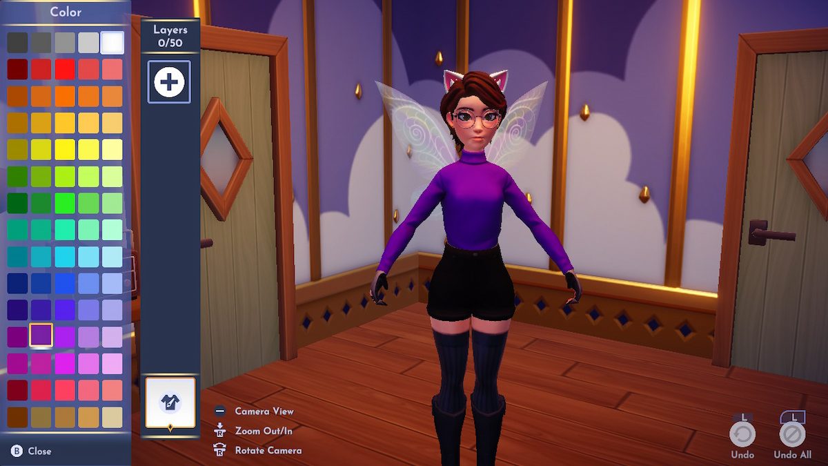 Capture d'écran du gameplay de Disney Dreamlight Valley montrant un avatar féminin aux cheveux courts et bruns, debout dans leur maison.  Il y a un menu ouvert sur la gauche montrant les différentes options de couleur pour l'outil Touch of Magic.  L'avatar porte un col roulé violet, prêt à être personnalisé.