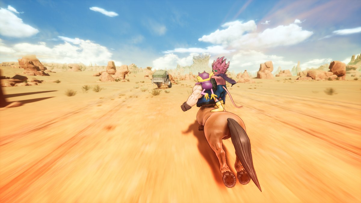 Une capture d'écran du gameplay de Sand Land montrant la première scène de poursuite du jeu, avec Beelzubub chevauchant le dos du Centaure tout en poursuivant le véhicule d'un humain.