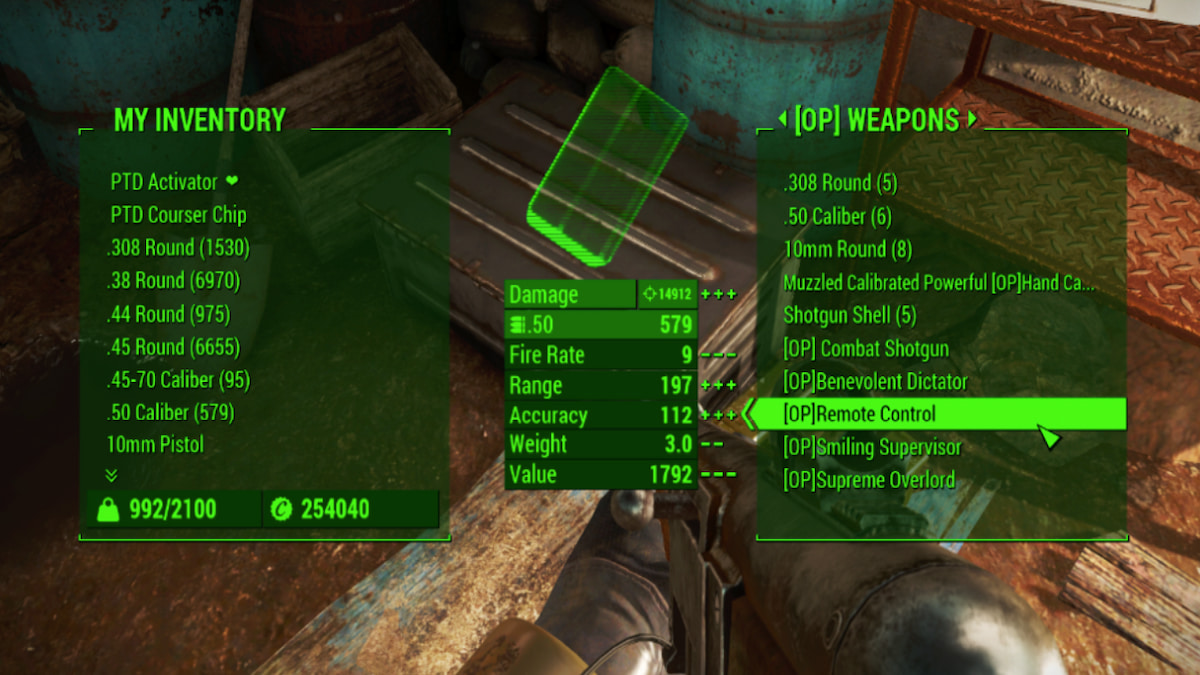 Conteneur avec des armes OP du mod dans Fallout 4