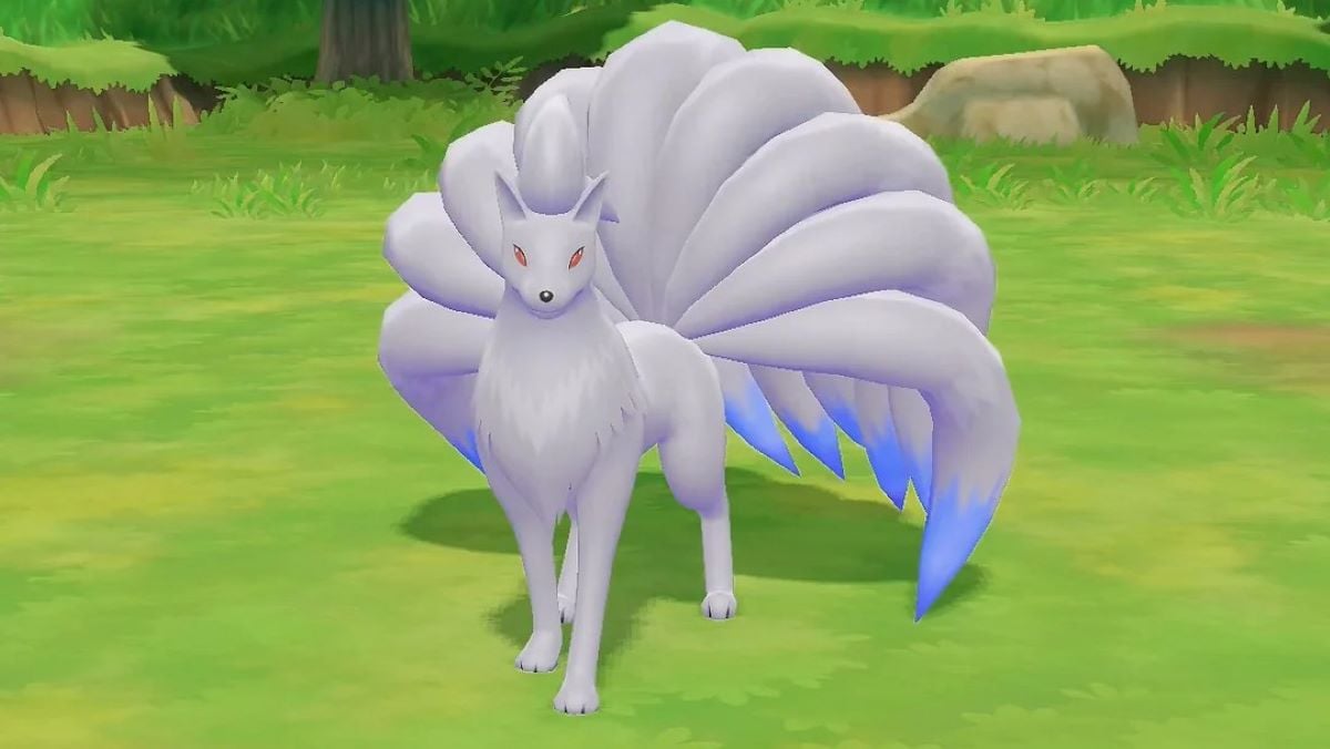 Gros plan de Ninetales brillants dans Pokemon Let's Go !  Pikachu et Évoli