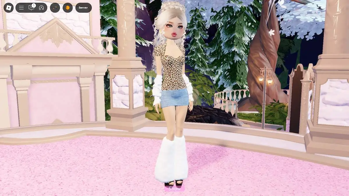 Style classique Gyaru Harajuku en robe Roblox pour impressionner.